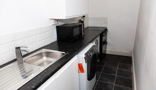 Apartment, Private Bathroom (One Bedroom)