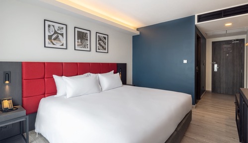 Habitación estándar con 1 cama doble o 2 individuales