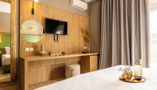 Habitación Confort con 1 cama doble o 2 individuales, 1 habitación, balcón, vistas a la ciudad