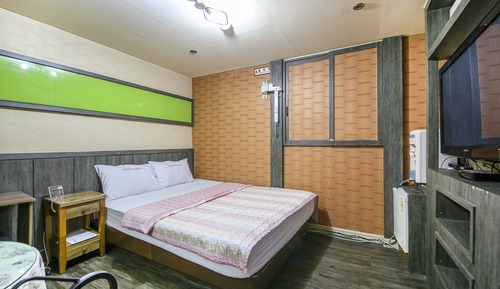 Room (Standard Room)