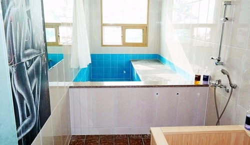 Room (Building 2 Room 101 (Seawater Hinoki))