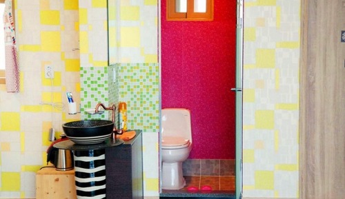 Room (Building 1 Room 201 (seawater pool hi)