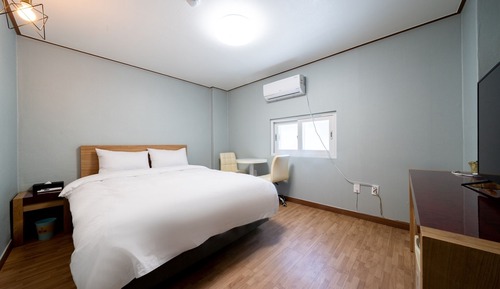 Room (Standard Room)