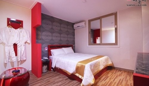 Room (Standard Room)