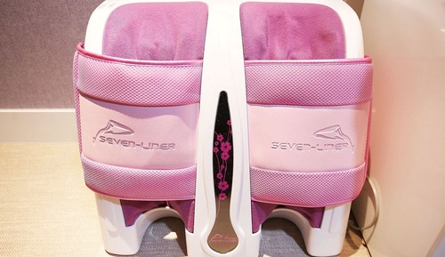 Room (Sevenliner G7 (Netflix Disney+ Apple )