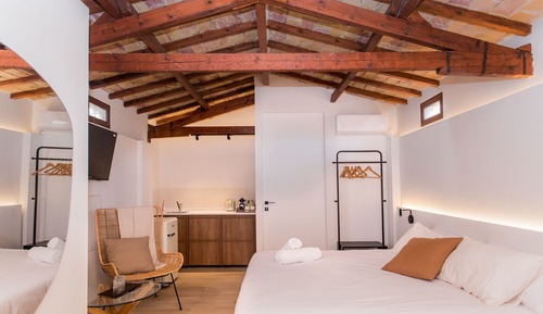 Premium Double Room, Ensuite (Jacuzzi)