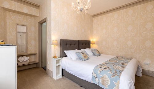 Habitación con 1 cama doble o 2 individuales