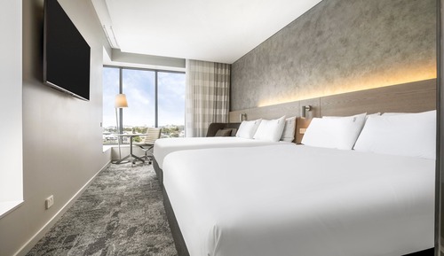 Habitación estándar, 2 camas de matrimonio (Free Breakfast)