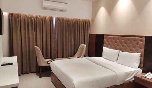 Habitación Business con 1 cama doble o 2 individuales