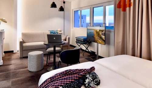 Suite, 1 cama doble con sofá cama