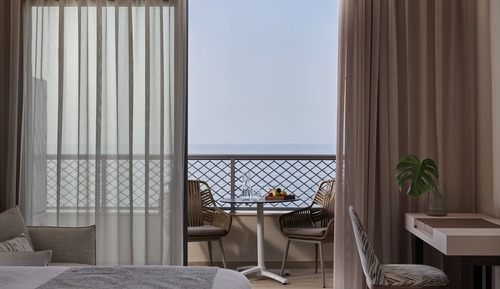 Habitación doble superior, vistas a la playa