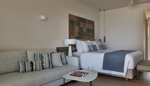 Habitación junior doble, vistas parciales al mar