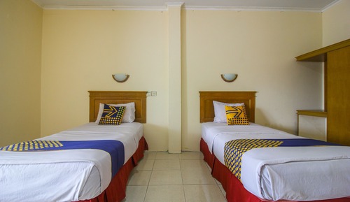 Habitación económica con 2 camas individuales