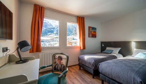 Habitación con 2 camas individuales