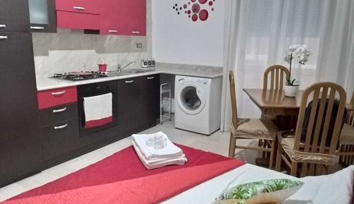 Apartamento, 2 habitaciones, cocina (Arte)