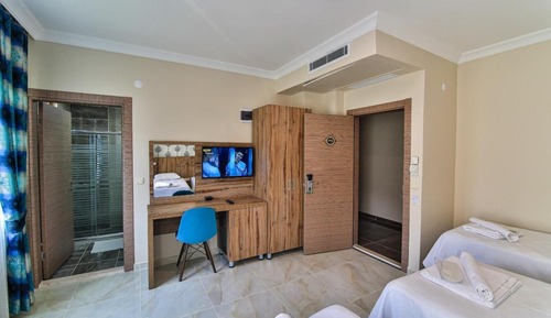 Habitación estándar con 2 camas individuales