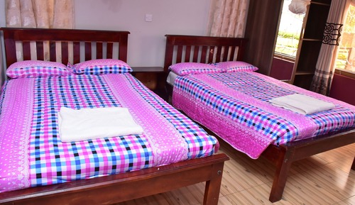 Habitación con 2 camas individuales