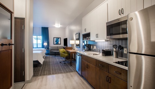Suite estudio, 2 camas de matrimonio, cocina