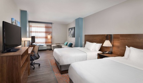 Habitación Deluxe, 2 camas de matrimonio, no fumadores (Hearing Impaired)