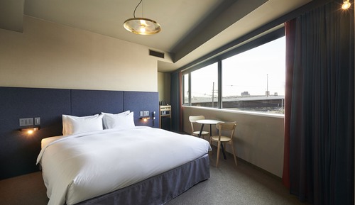 Habitación Deluxe, no fumadores (King with Stacking Bed, Shower Only)