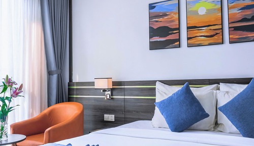 Habitación Deluxe, vistas parciales al mar