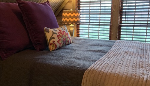 Cabaña superior, baño privado (Bozeman Loft)