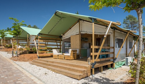 Tienda familiar, 3 habitaciones, terraza