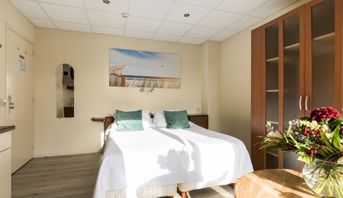 Studio met groot balkon