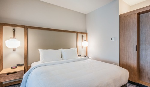 Habitación, 1 cama de matrimonio grande, no fumadores (Mobility/Hearing Access, Roll-In Shwr)