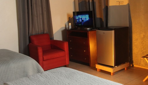 Habitación Confort con 1 cama doble o 2 individuales