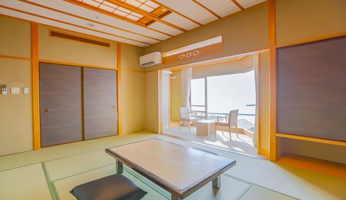 Standard Japanese-Style-Room with 12+6 Tatami mats (City Side) - Indoor Bath - Non-Smoking