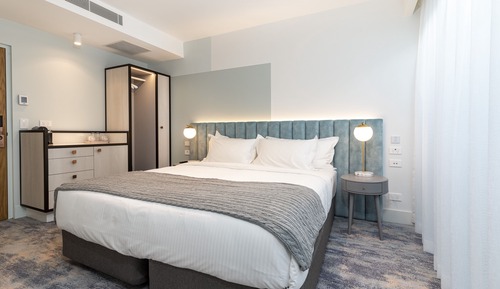 Habitación estándar con 1 cama doble o 2 individuales, 1 cama de matrimonio grande