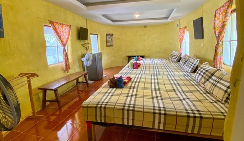 Family Cabin (Dinnueaw)