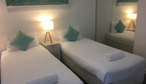 Apartamento familiar, 3 habitaciones, vistas al patio