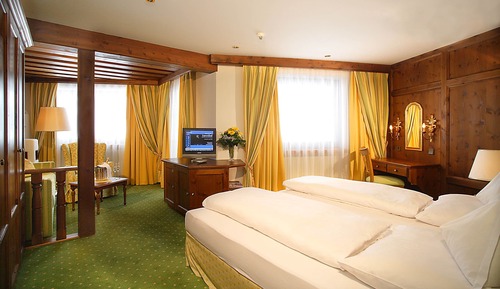 Suite junior, balcón, vistas a la montaña (Rotkogl)