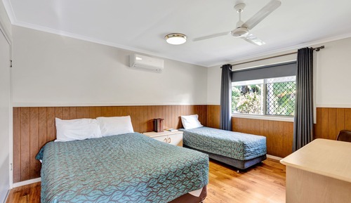 Villa familiar (Queen)