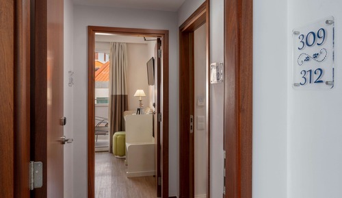 Habitación superior, habitaciones comunicadas