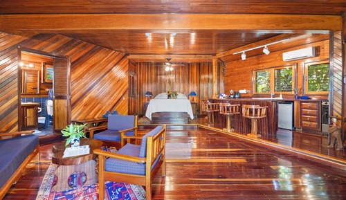 Standard Room, Lower Suite