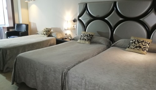 Habitación Triple (2 adultos y 1 niño)