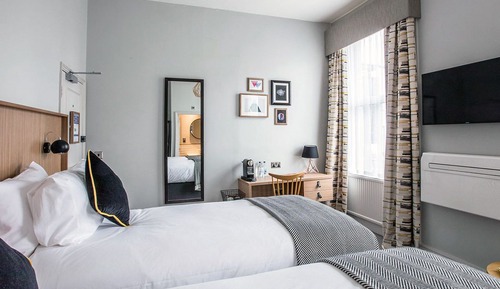 Habitación estándar con 2 camas individuales