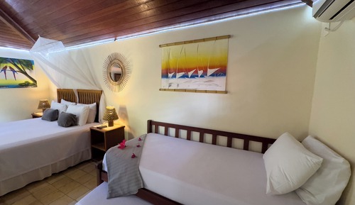 Habitación cuádruple clásica (4 People)