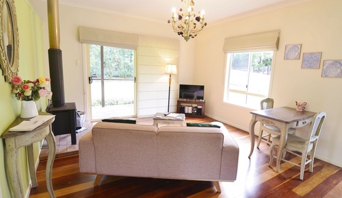 Cabaña de lujo, 1 cama de matrimonio, cocina básica (1brm Studio)