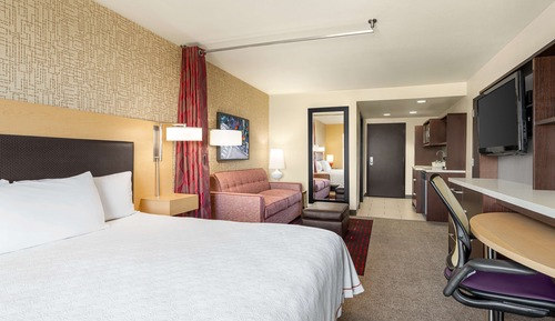 Suite, 1 cama de matrimonio grande, no fumadores (Mobility & Hearing, Roll-in Shower)