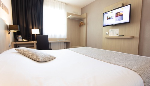 Habitación con 2 camas individuales