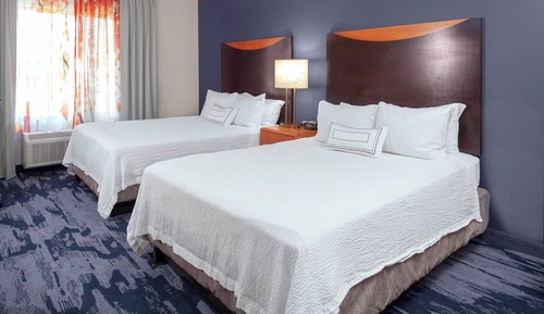 Suite, 1 cama de matrimonio grande con sofá cama