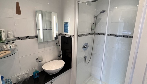 Habitación doble superior (Four Poster)