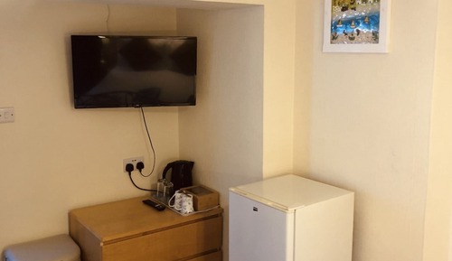 Habitación estándar con 1 cama doble o 2 individuales