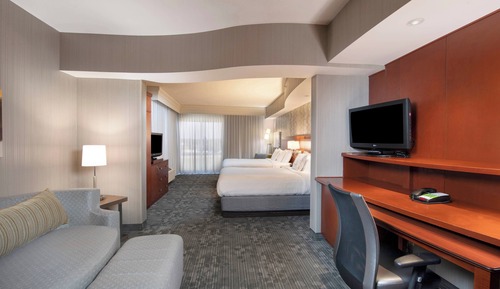 Estudio, varias camas