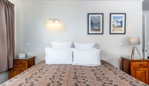 Estudio, cocina, vistas a la montaña