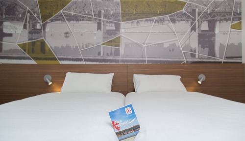 Habitación superior con 2 camas individuales